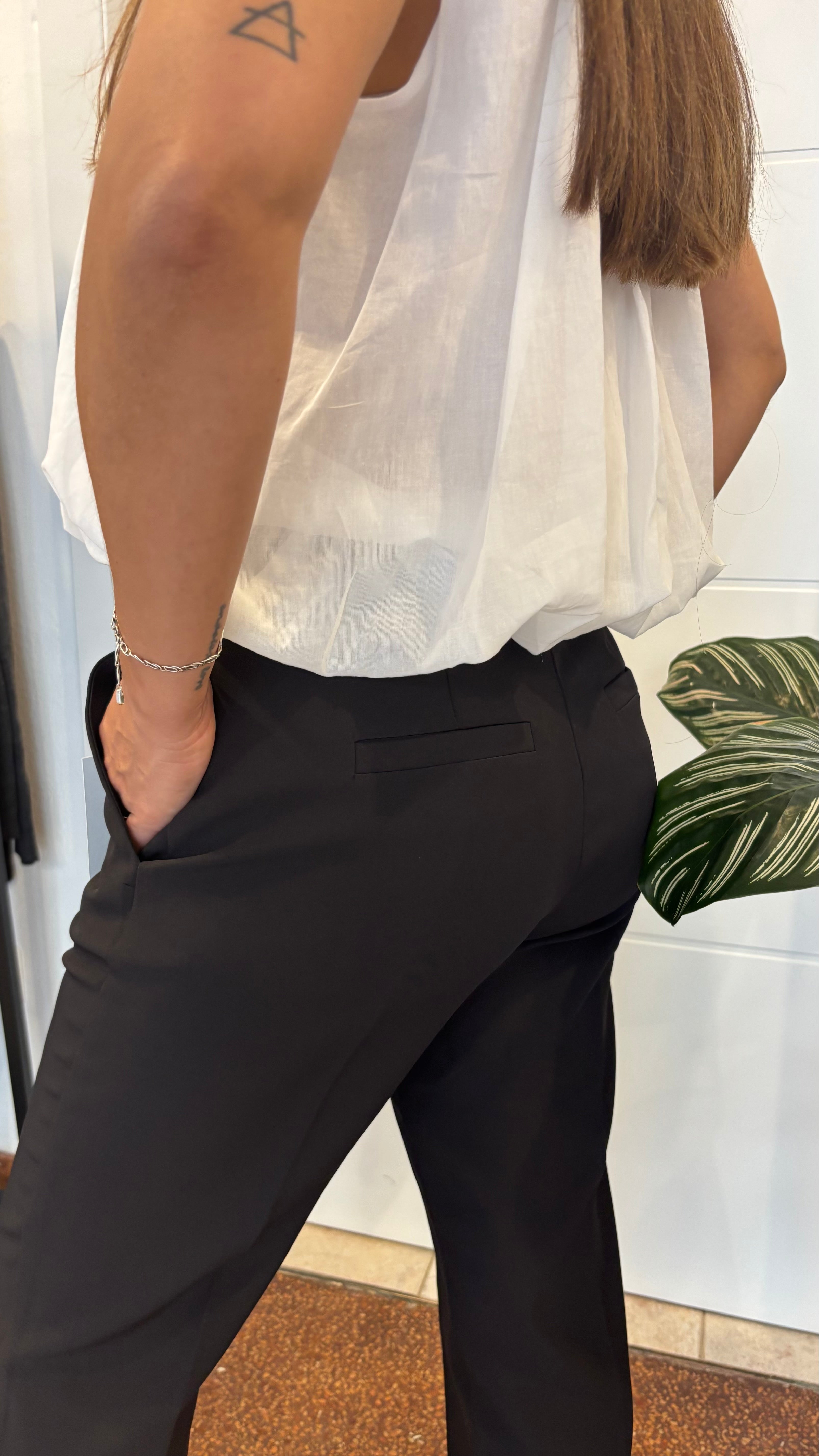 Pantalone sigaretta
