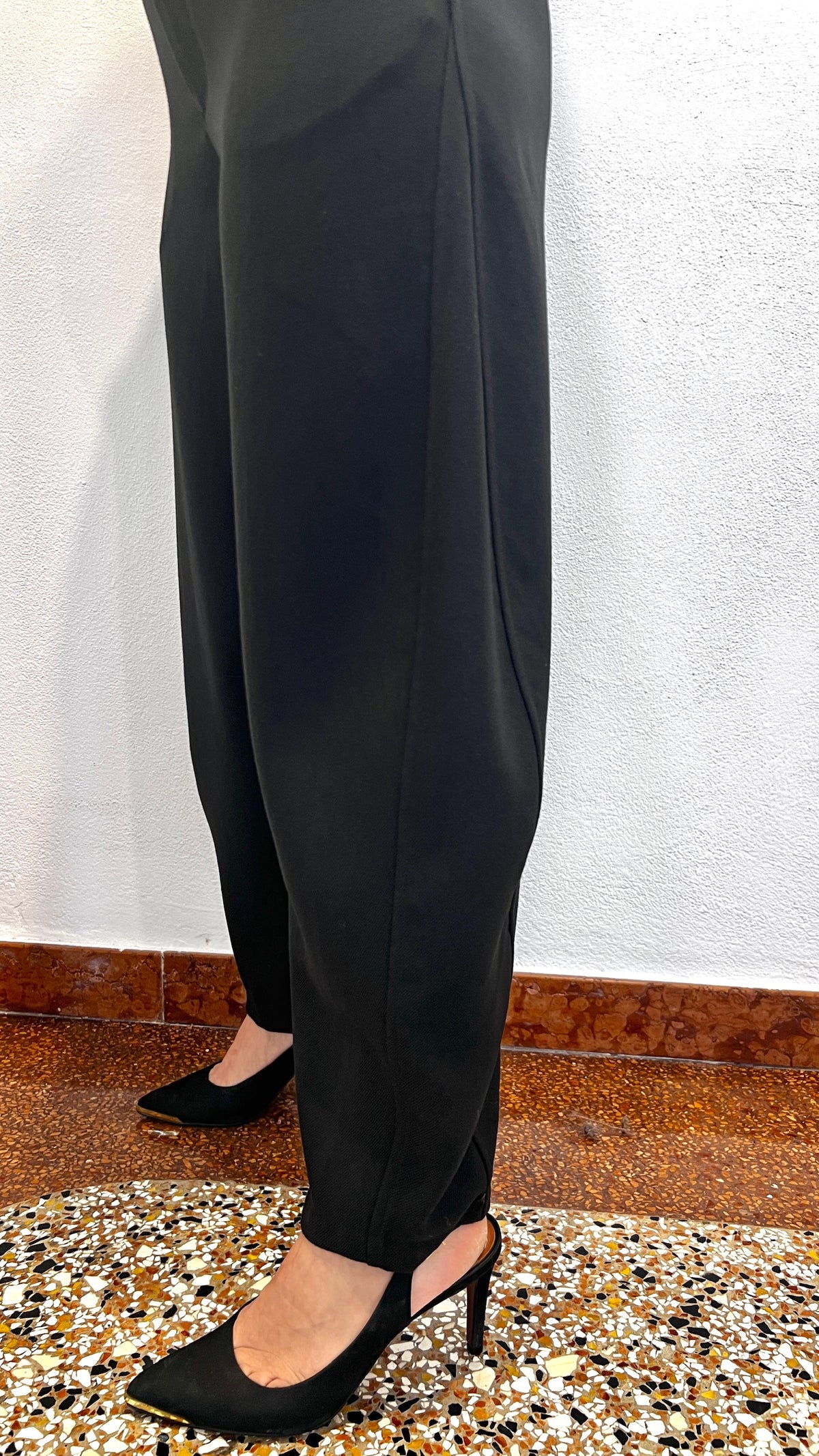 Pantalone balloon con cucitura ginocchio