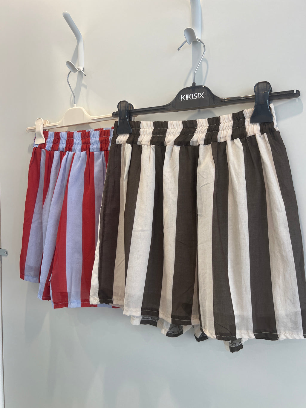 Shorts in mussola